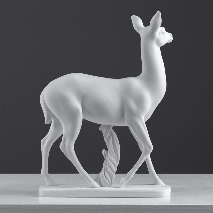 Hirschfigur (Bronzierte Skulptur aus Kunstharz) elegant