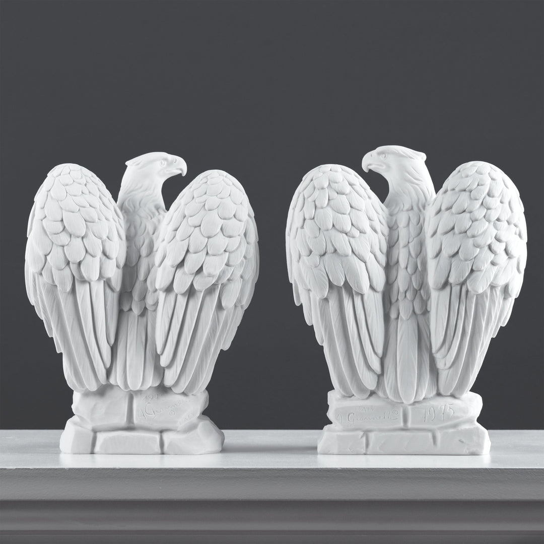 Adler Buchstützen (Symbol für Freiheit und Stärke)