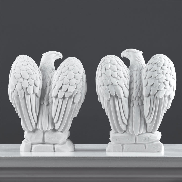 Adler Buchstützen (Symbol für Freiheit und Stärke)