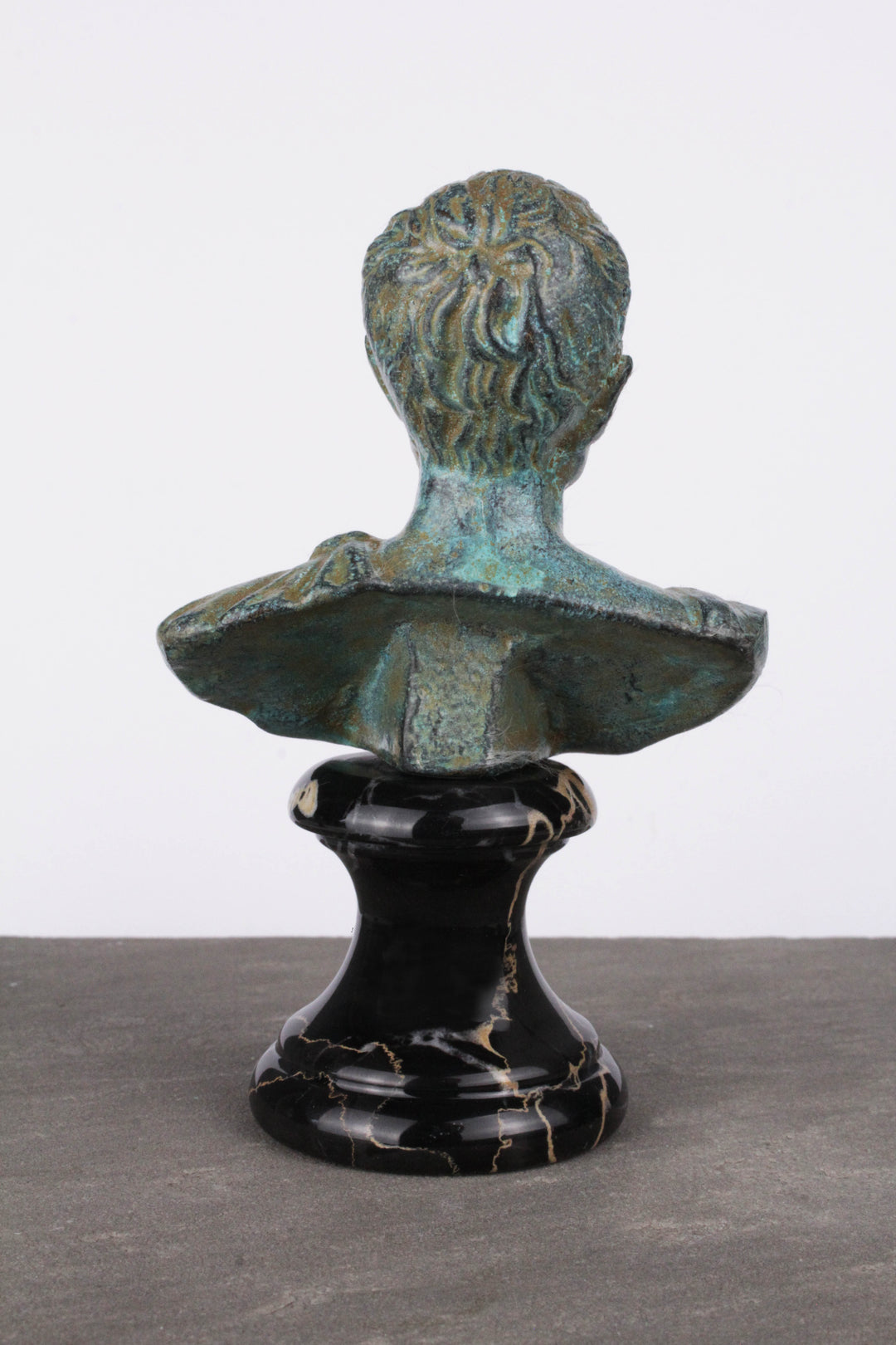 Julius Caesar Büste (Grüne Bronze)