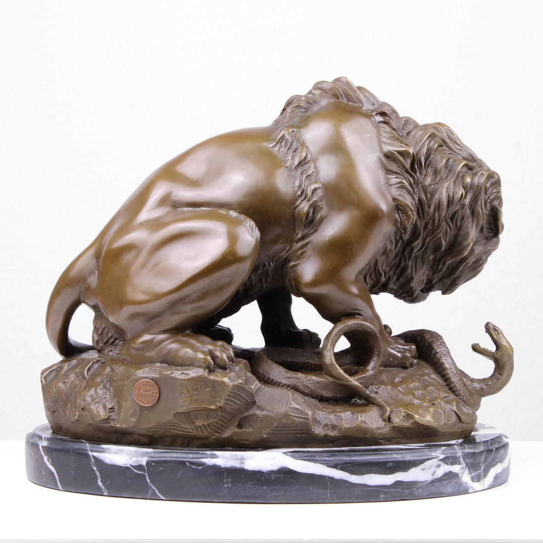 Löwe mit Schlange Statue (Antoine-Louis Barye, Bronze, Wachsguss)