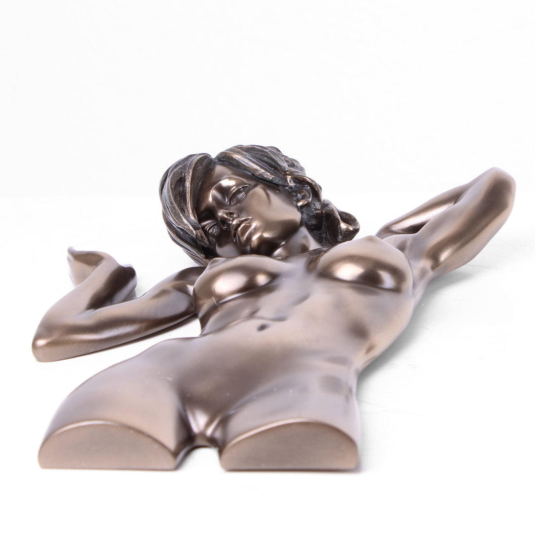 Nackte Frau Wandrelief (Bronzierte Skulptur aus Kunstharz)