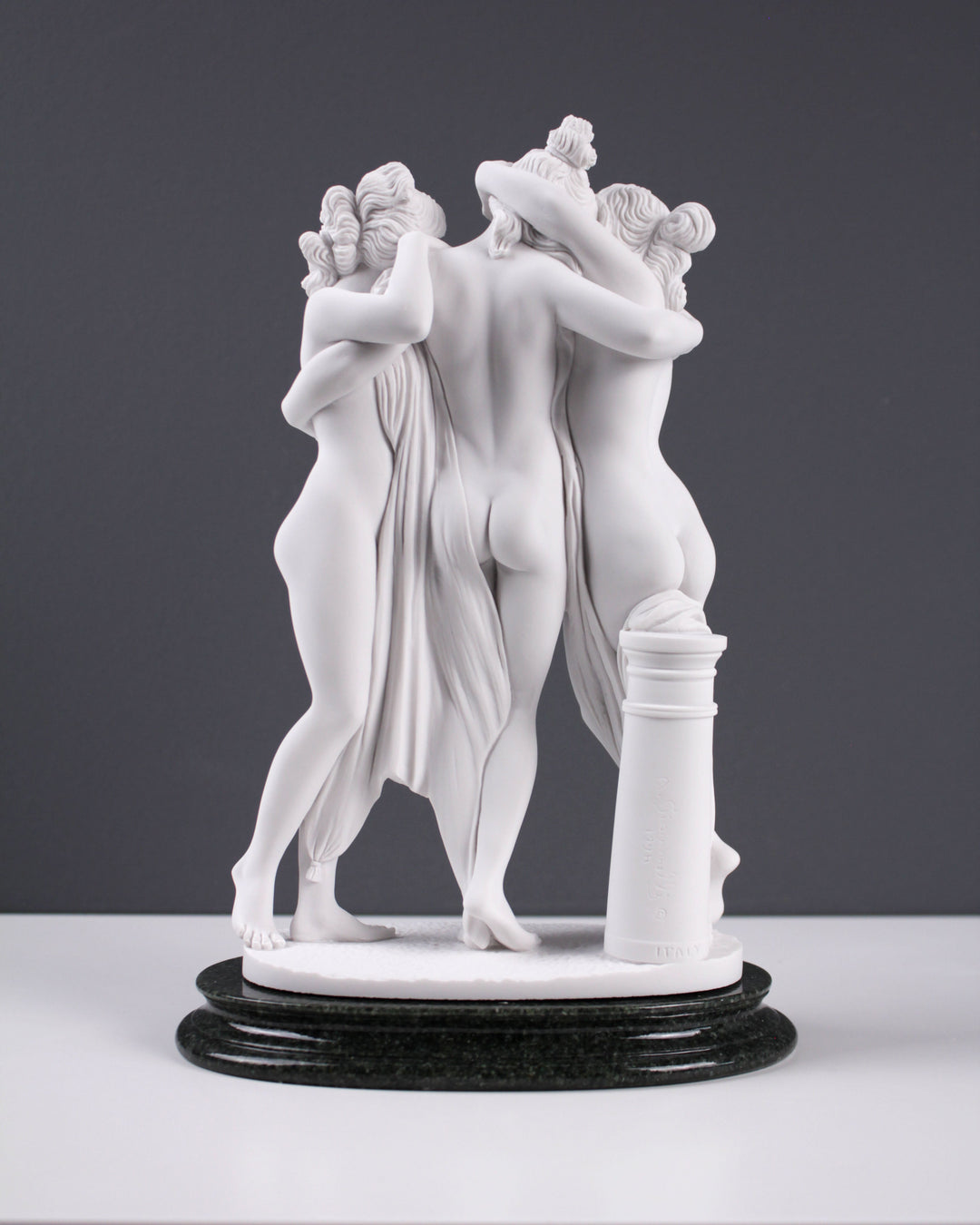 Die drei Grazien Statue (Von Canova)