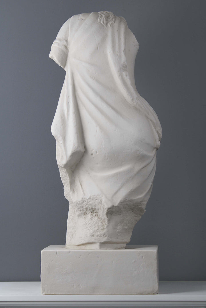 Torso der Aphrodite Statue (Gross)