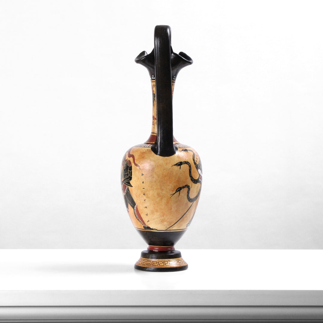 Antike griechische schwarzfigurige Vase mit Athena