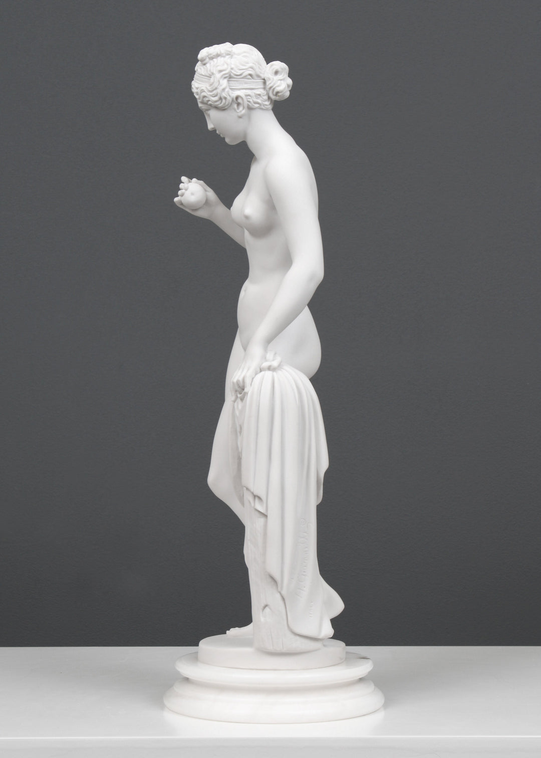 Venus mit dem Apfel Statue von Bertel Thorvaldsen