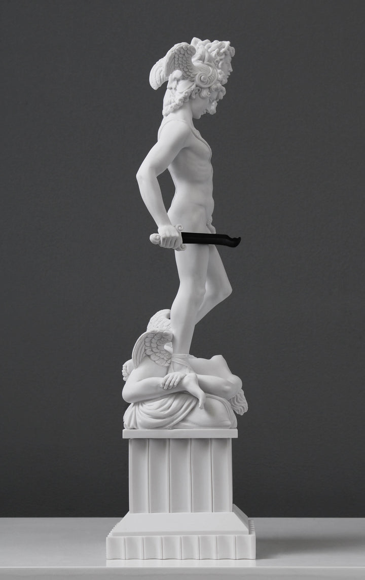 Statue von Perseus mit dem Kopf der Medusa