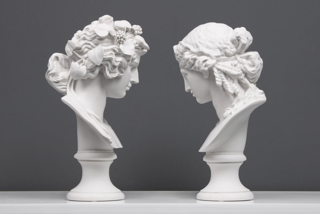 Antinous Lansdowne und Ariadne Büsten