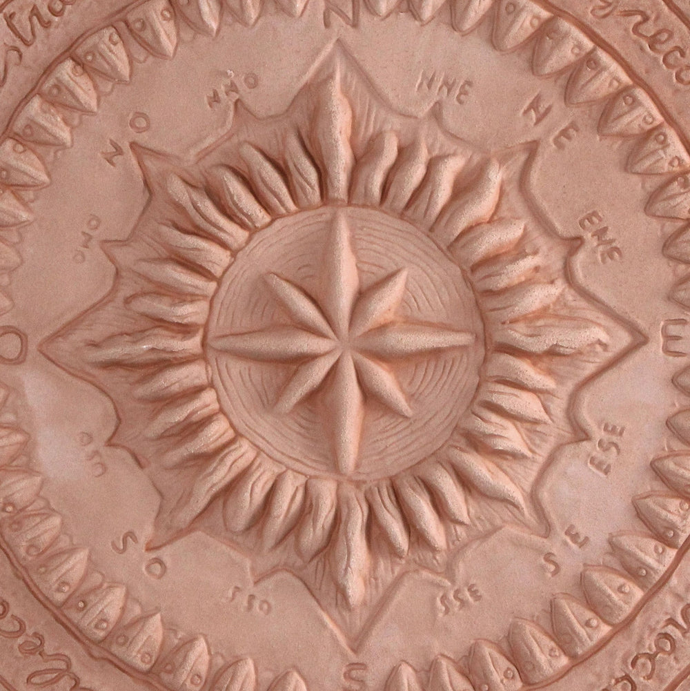 Windrose Rundes Terrakotta Basrelief