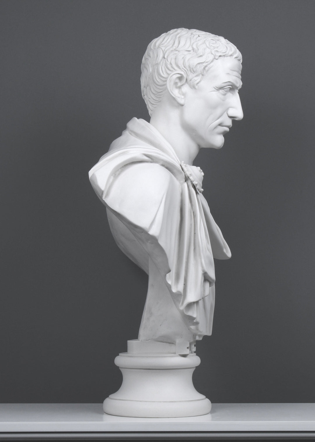 Julius Caesar Büste (in Toga)
