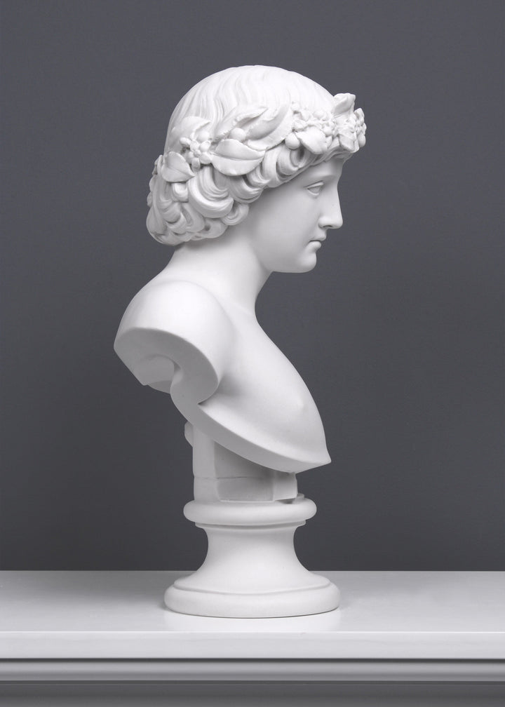 Antinous mit Bacchuskranz Büste