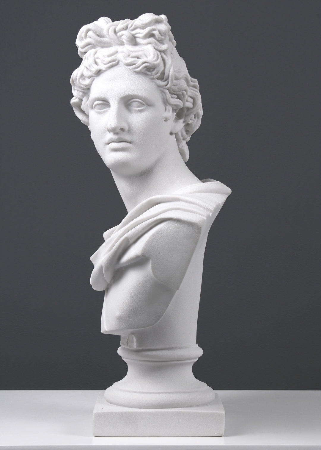 Apollo Bueste Statue