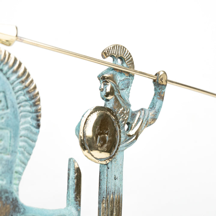 Athene – Streitwagen mit Speer und Schild (Messing Skulptur)