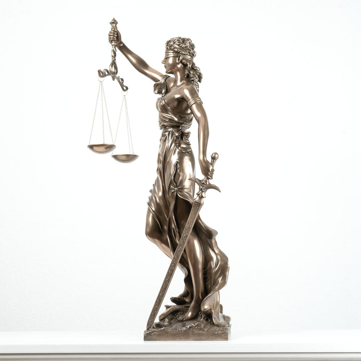 Justitia Statue (Groß, Bronzierte Skulptur aus Kunstharz)