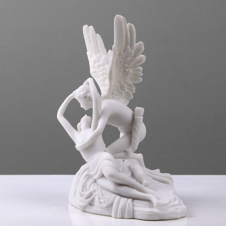 Amor und Psyche (Weiße Skulptur)