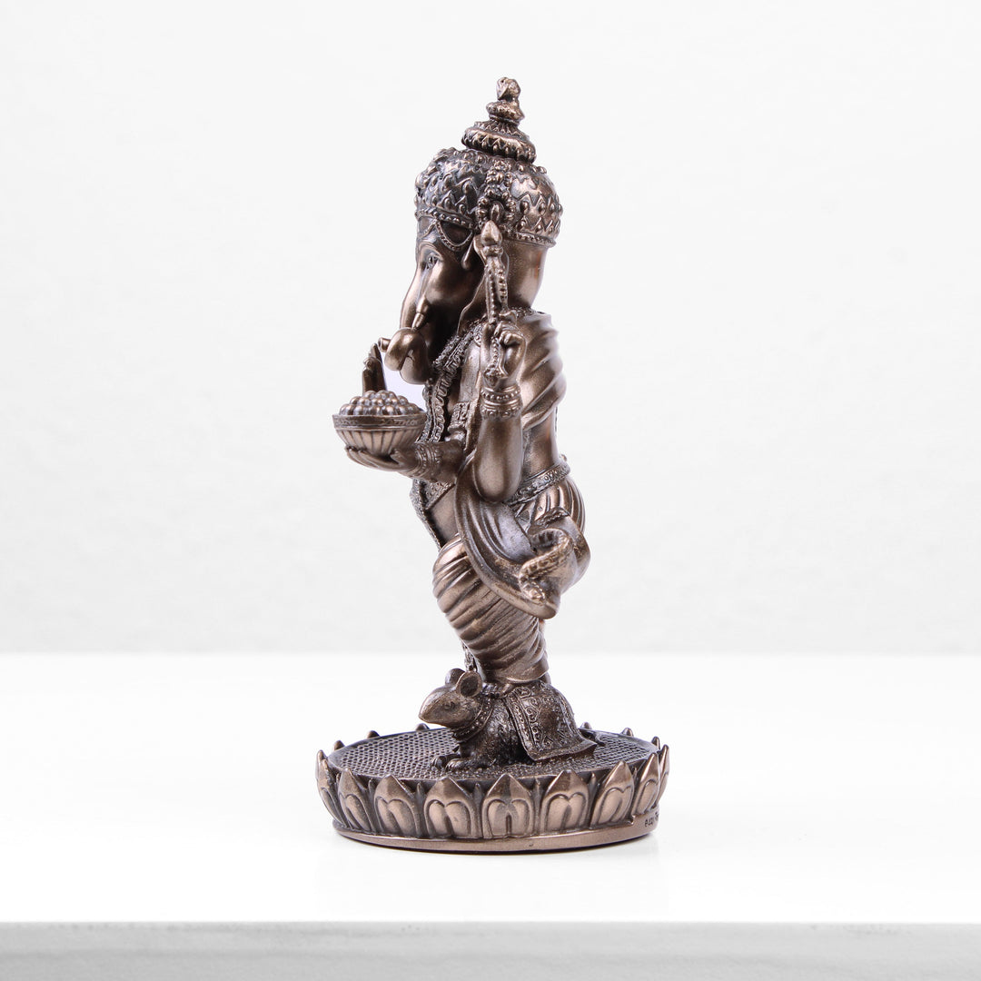 Stehender Ganesha auf Lotos Sockel (Kaltguss-Bronze Skulptur)