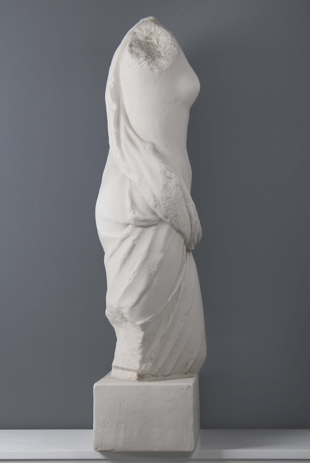Torso der Aphrodite Statue (Gross)