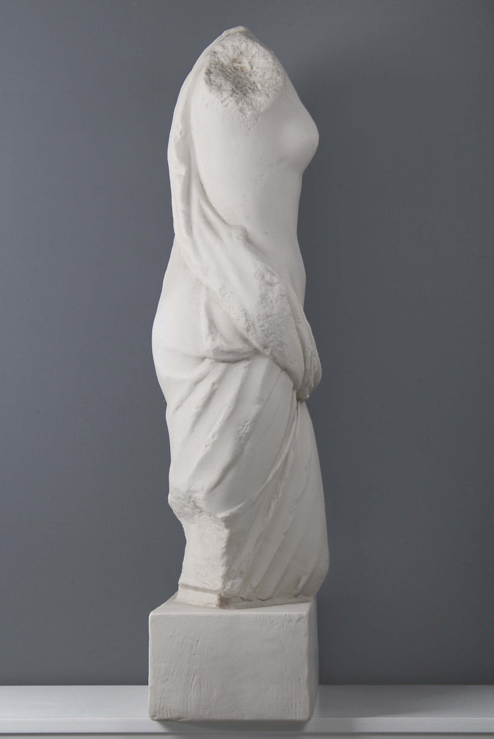 Torso der Aphrodite Statue (Gross)