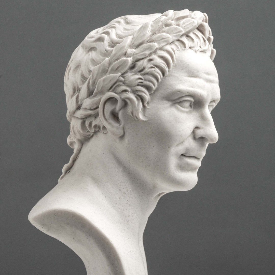Julius-Caesar-Büste – Mit Lorbeerkranz des Sieges
