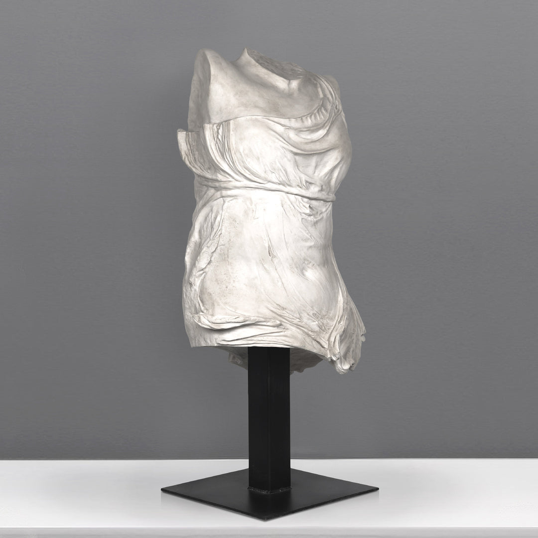 Nike Torso Lebensgrosse Statue – Gefluegelter Sieg von Samothrake