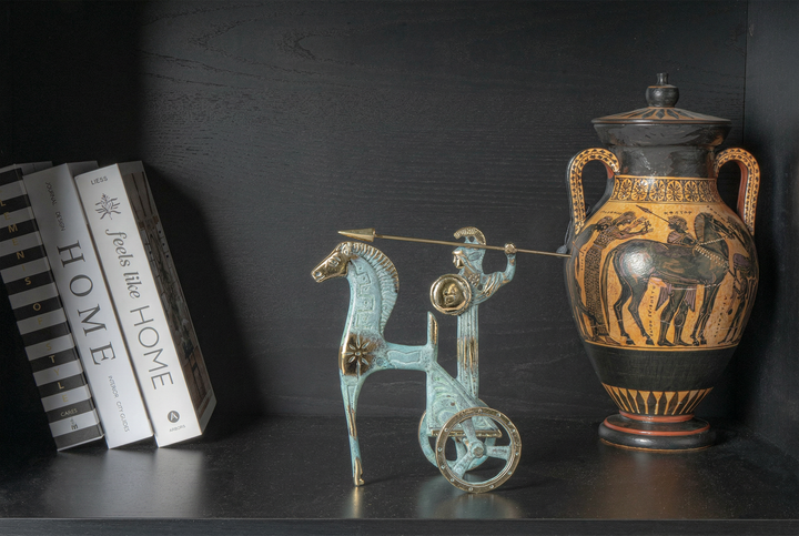 Athene – Streitwagen mit Speer und Schild (Messing Skulptur)