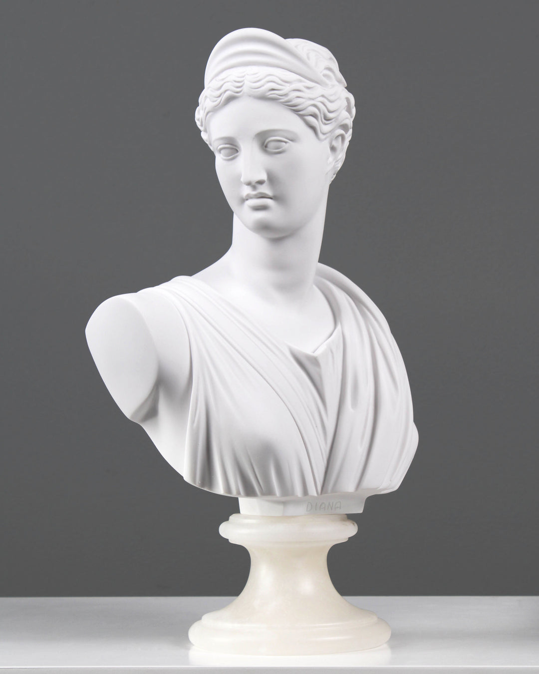 Büste der Diana (Mittel)