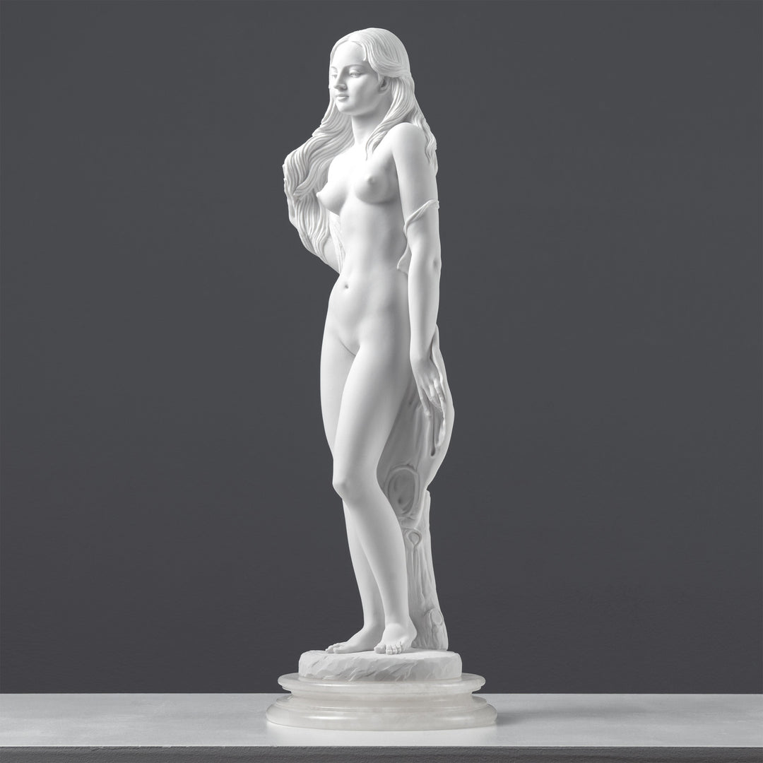 Skulptur Weiblicher Akt — Ideale Schönheit