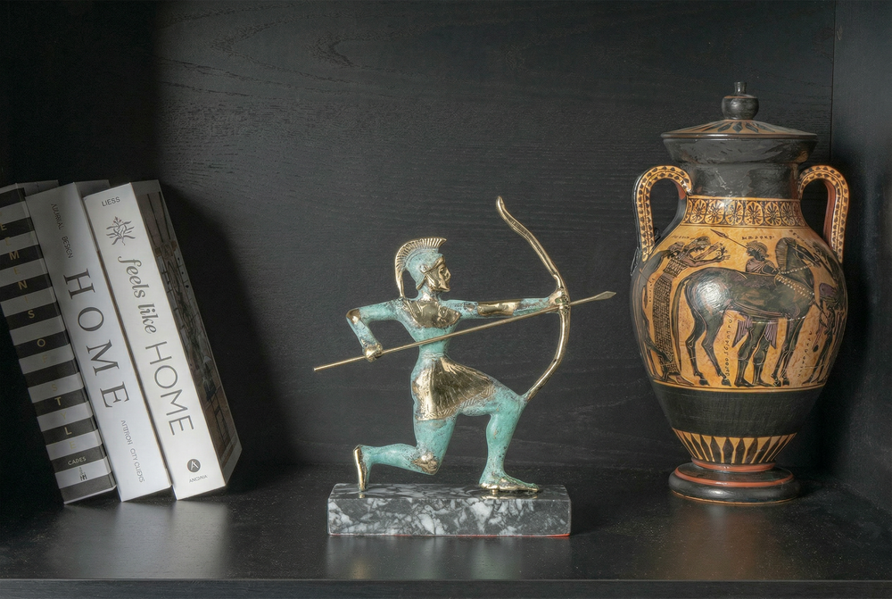 Griechischer Bogenschütze Statue — Krieger mit Bogen (Messingskulptur)