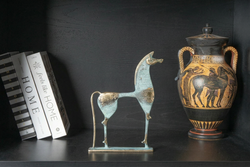 Griechisches geometrisches Pferd – Museumsinspiriert (Messing Skulptur)