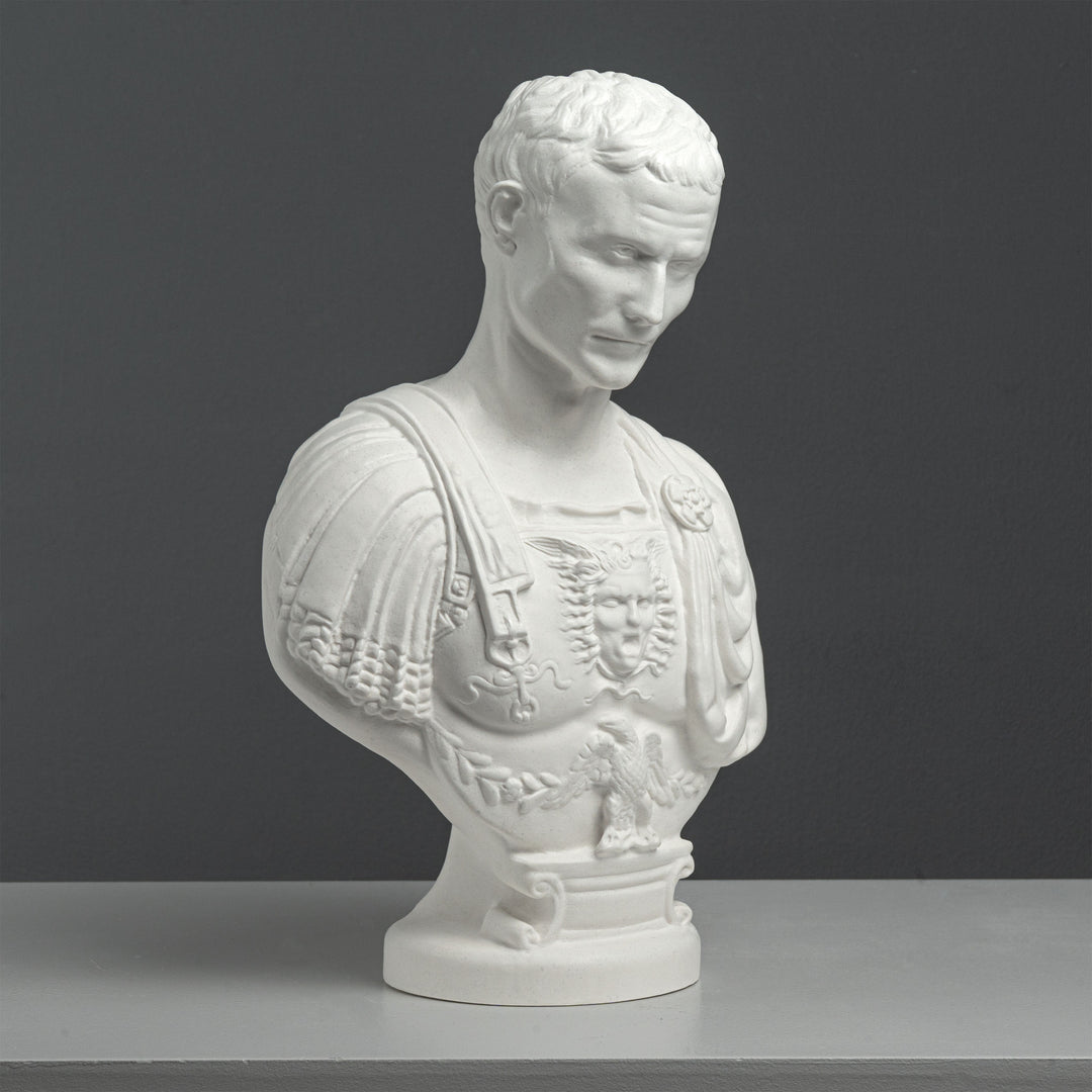 Julius Caesar Buste mit Brustpanzer – nach Andrea Ferrucci