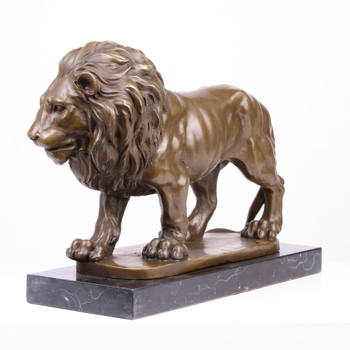 Große Löwenstatue (Bronze, Wachsguss)