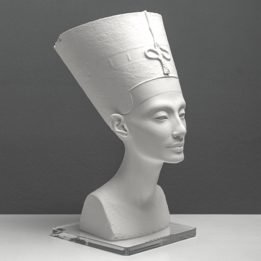 Nofretete Büste – Weiße Statue (Ägyptisches Museum Berlin)