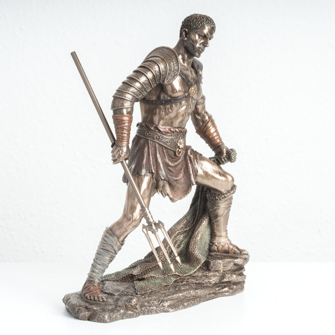 Retiarius Gladiator Statue – Meister von Netz und Dreizack (Bronzierte Skulptur aus Kunstharz)
