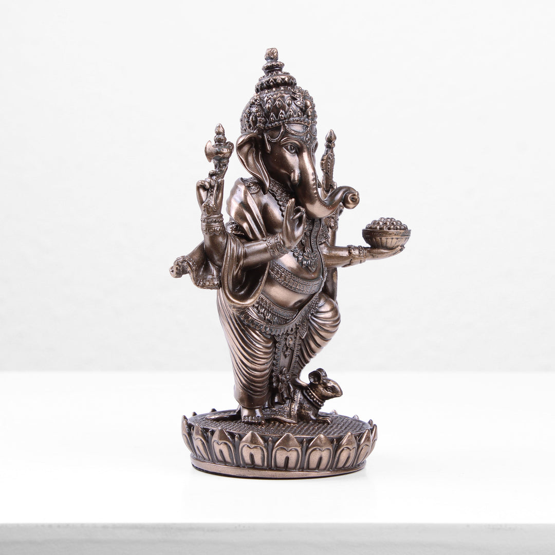 Stehender Ganesha auf Lotos Sockel (Kaltguss-Bronze Skulptur)