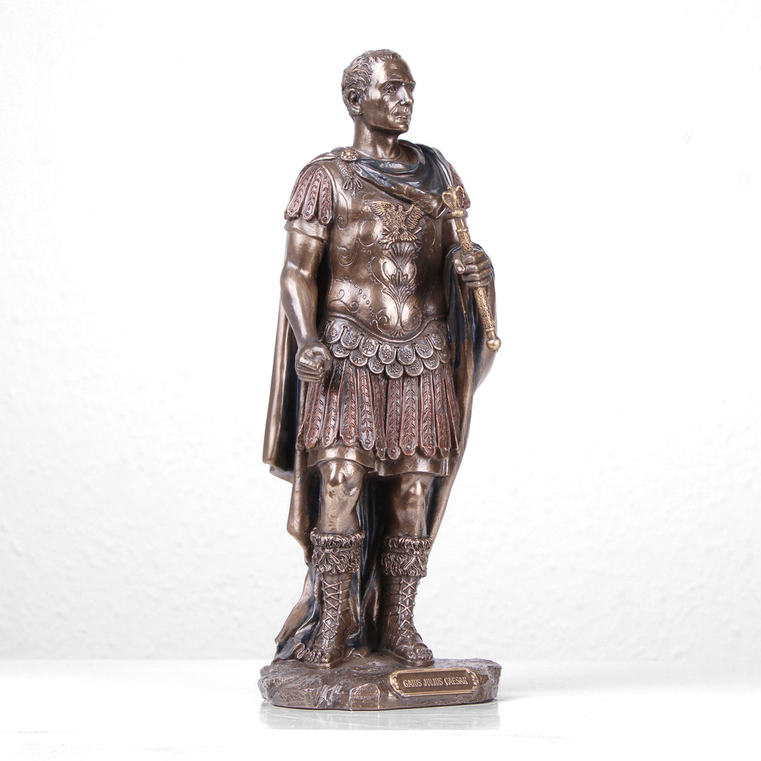 Julius Caesar (Bronzierte Skulptur aus Kunstharz)