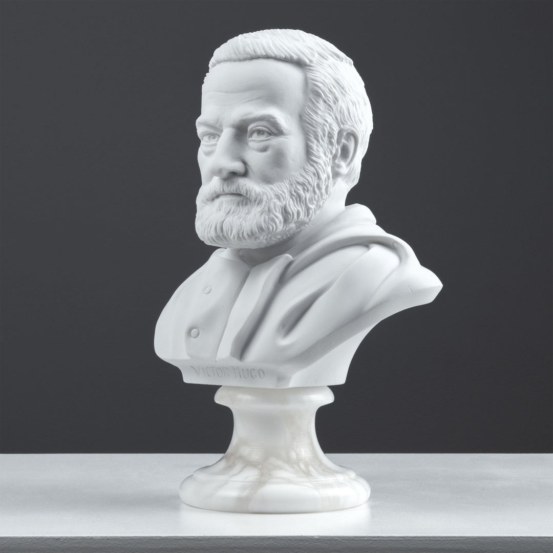 Victor Hugo Büste — Meister der französischen Romantik