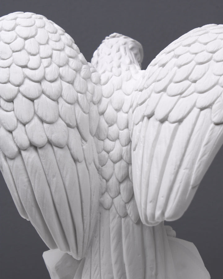 Adler Skulptur