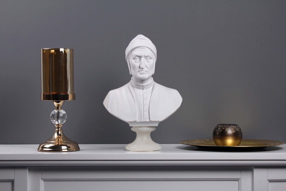 Dante Büste Statue