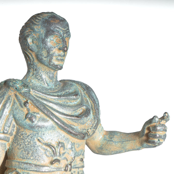 Julius Caesar Statue mit Sockel (Bronzeskulptur)