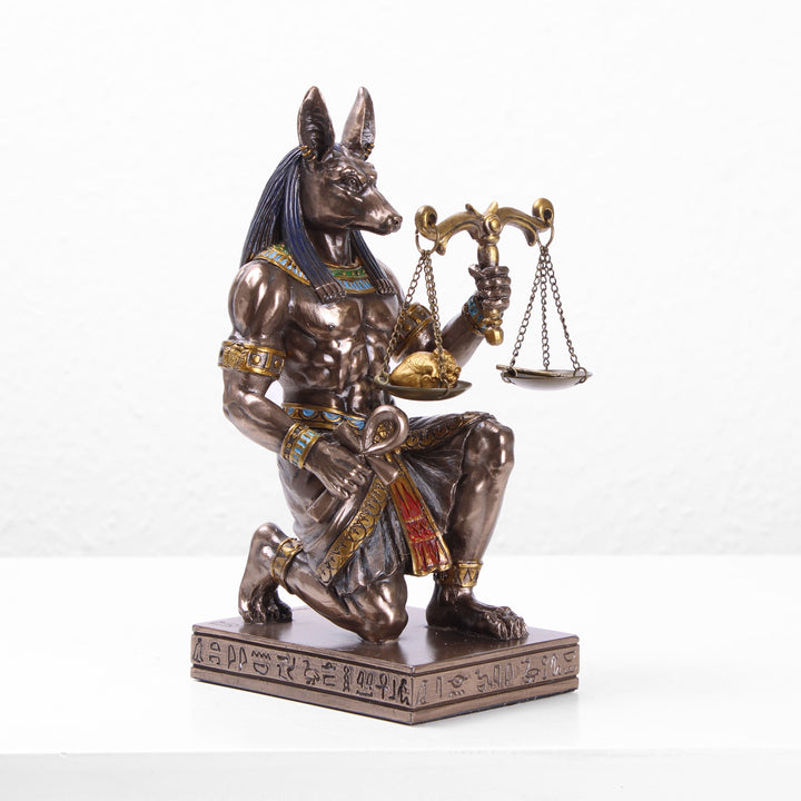 Anubis knieend mit Waage der Gerechtigkeit (Kaltguss-Bronze Skulptur)
