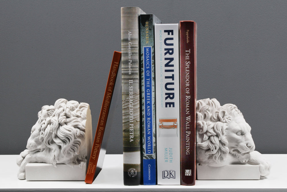 Canova Löwen Buchstützen (im Paar)