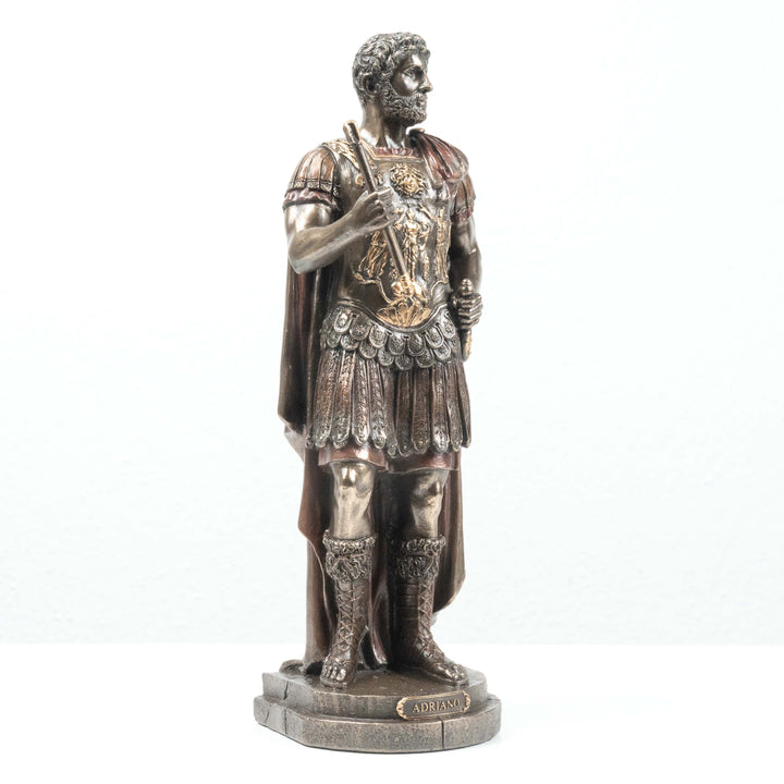 Hadrian Römischer Kaiser (Bronzierte Skulptur aus Kunstharz)