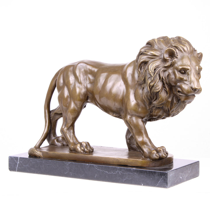Große Löwenstatue (Bronze, Wachsguss)
