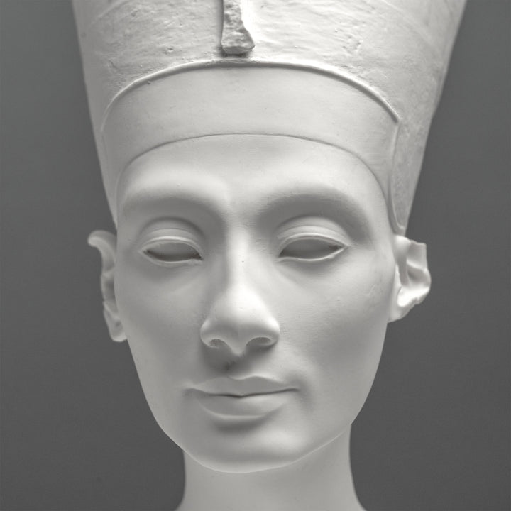 Nofretete Büste – Weiße Statue (Ägyptisches Museum Berlin)