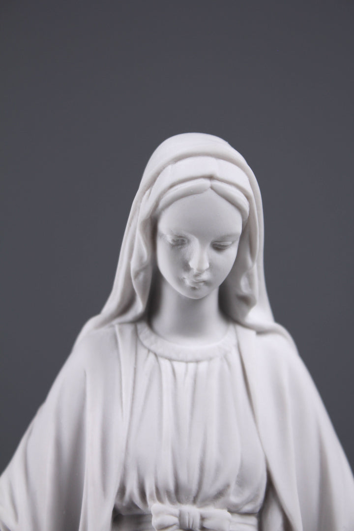 Jungfrau Maria Statue - Unsere Liebe Frau der Gnade