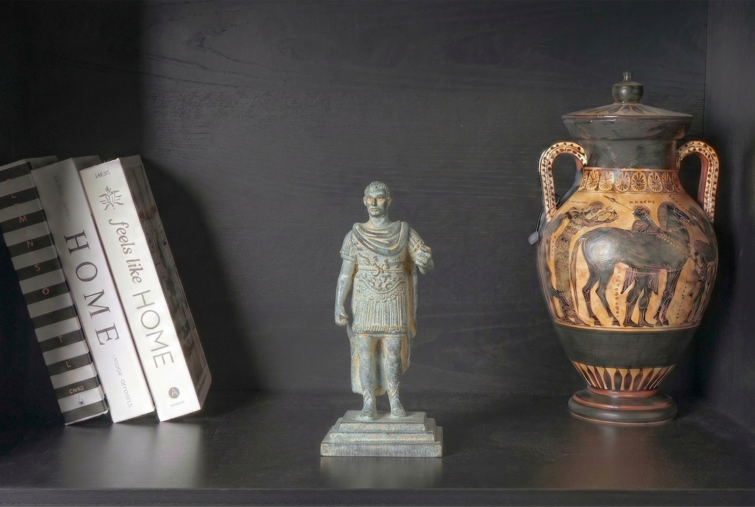 Julius Caesar Statue (Bronzeskulptur, klein)