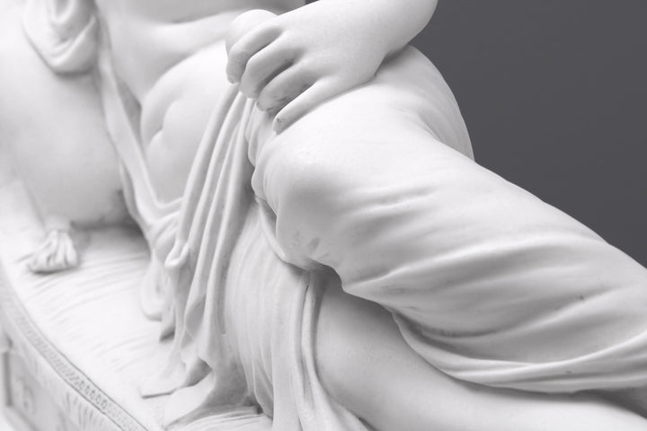 Paulina Borghese als Venus Statue (Klein)