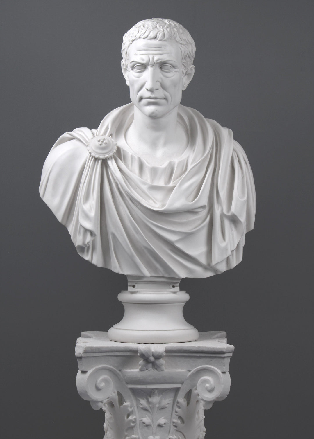 Julius Caesar Büste (in Toga)