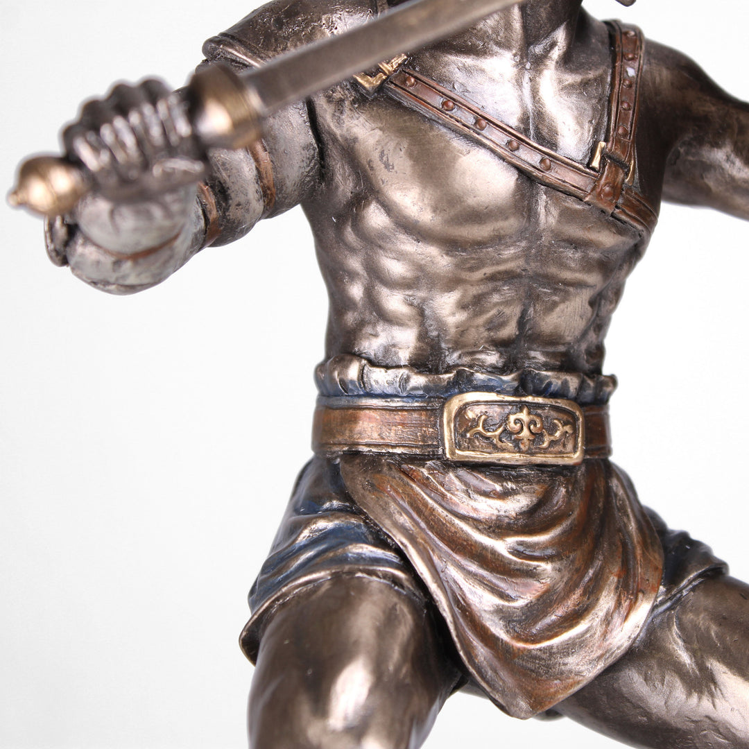 Gladiator (Bronzierte Skulptur aus Kunstharz)