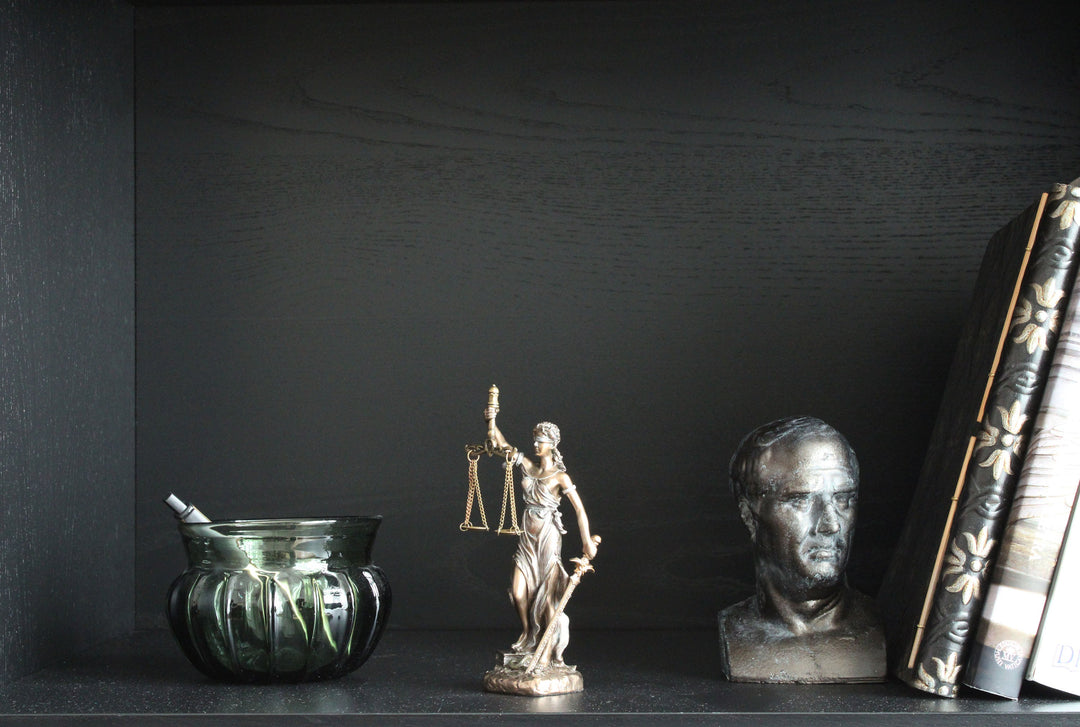 Goettin der Gerechtigkeit Statue (Kaltguss-Bronze Skulptur)